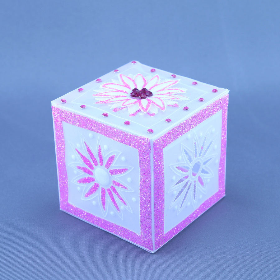 Floral Squares - Daisy Groovi Border Plate