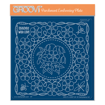 Create floral parchment projects with Linda's Floral Circle Applique Midi Groovi Plate, featuring appliqué-style flowers and stitched detailing.