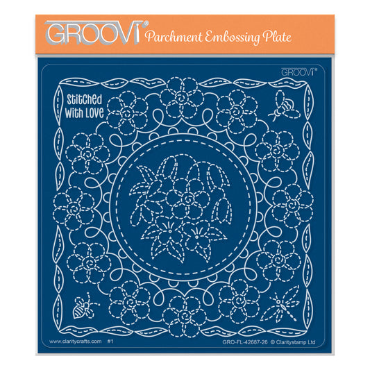 Create floral parchment projects with Linda's Floral Circle Applique Midi Groovi Plate, featuring appliqué-style flowers and stitched detailing.