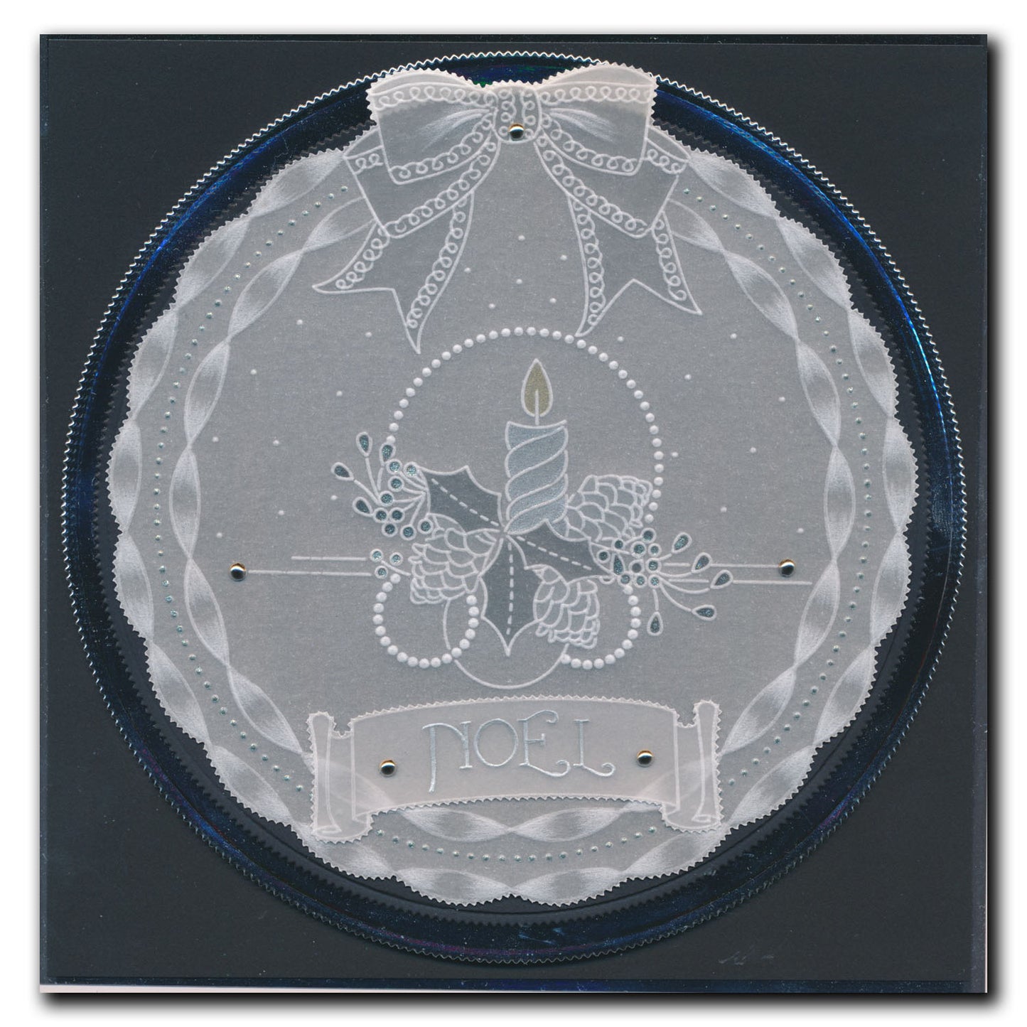 Linda's Hearty Wreath & Christmas Banners A4 Square & A5 Square Groovi Plate Duo