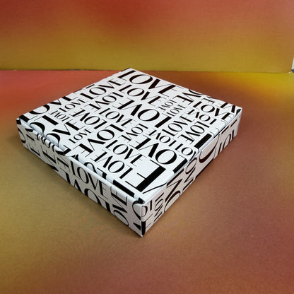 Pack of 5 Pre-Printed Boxes - Love